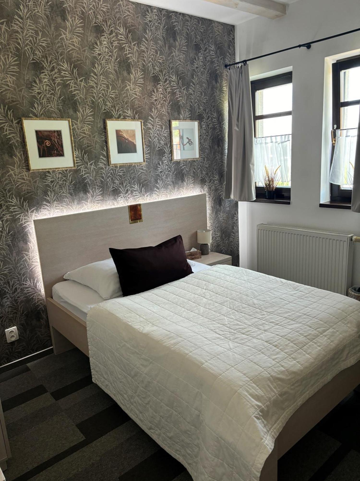 Malá Ida Hotel Slameny Dom & Spa מראה חיצוני תמונה