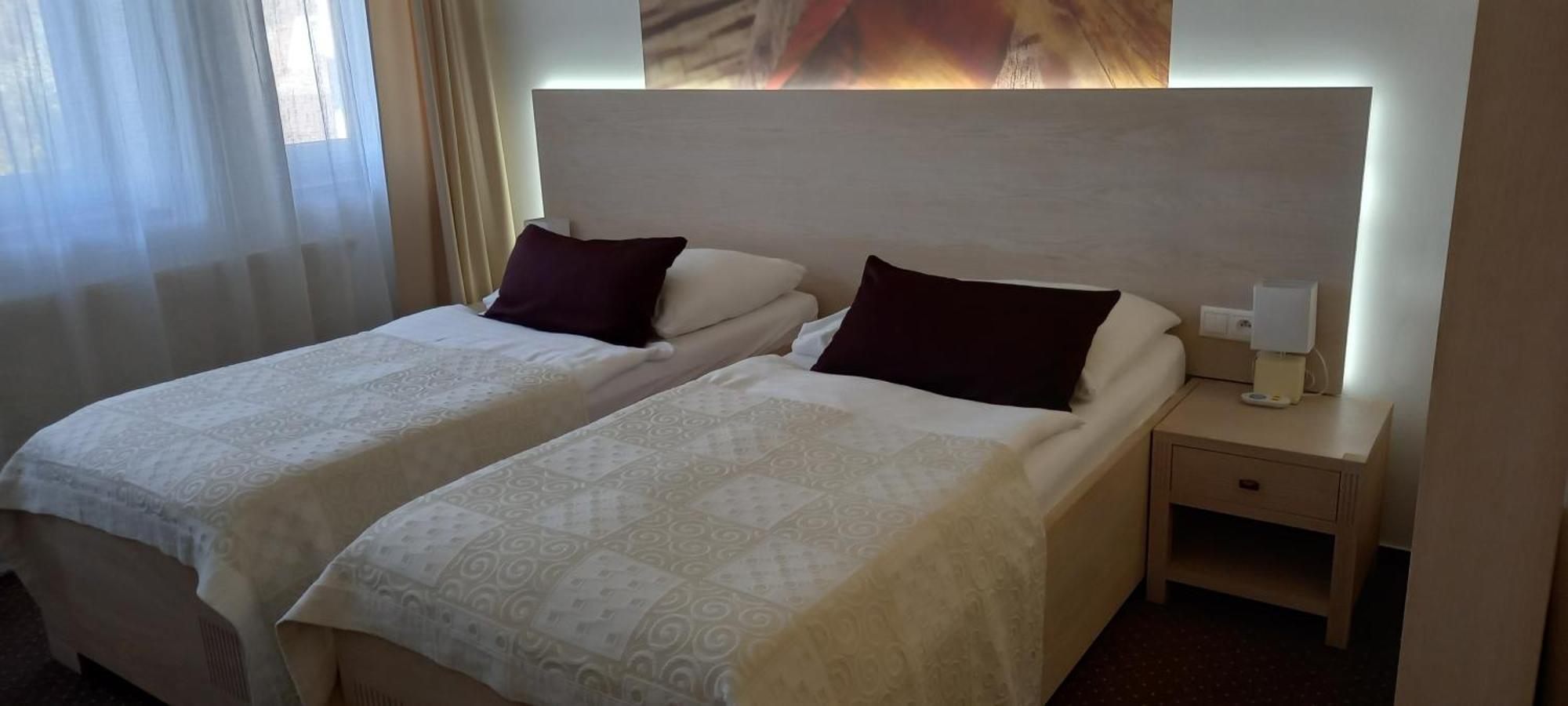 Malá Ida Hotel Slameny Dom & Spa חדר תמונה