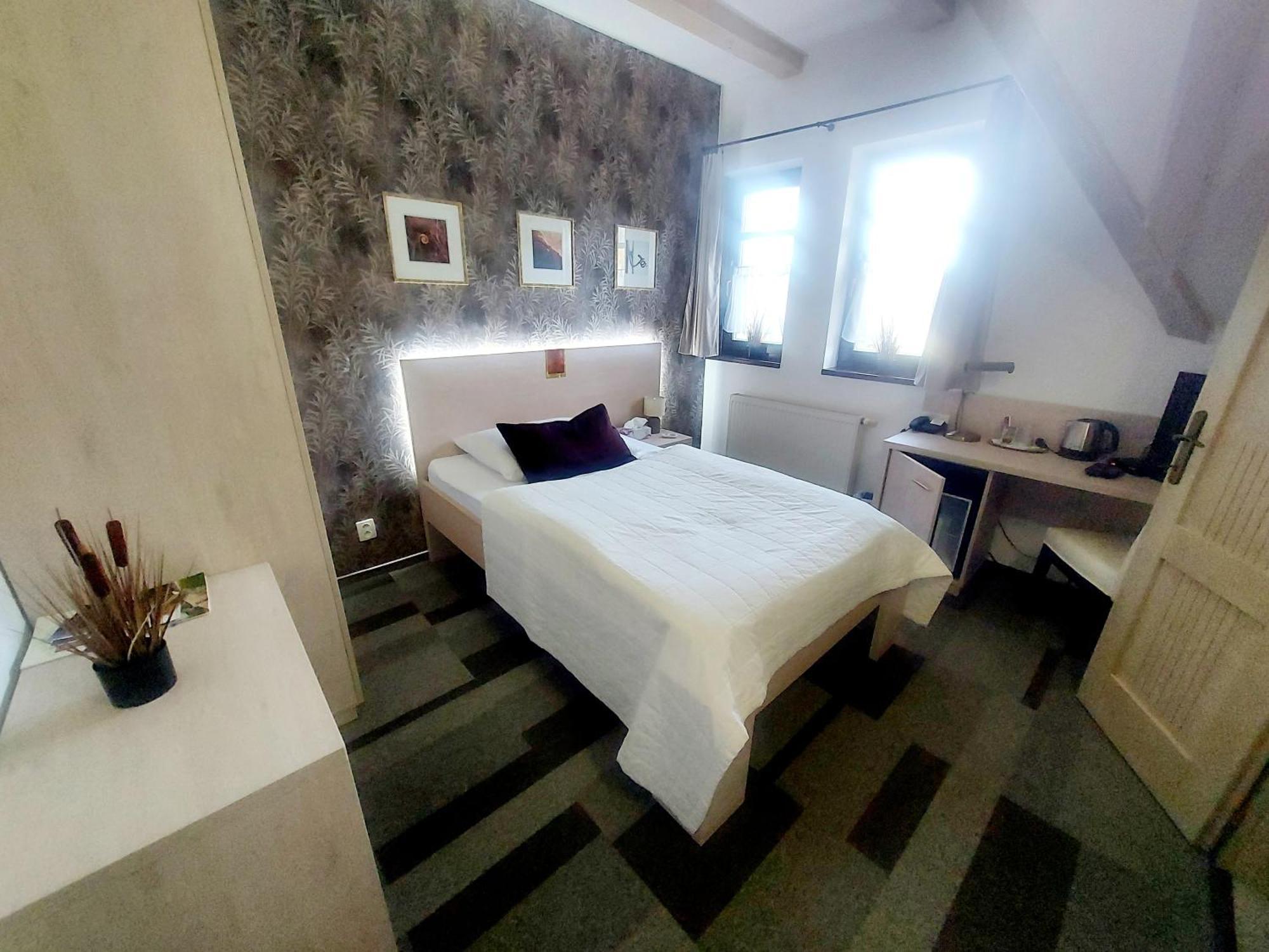 Malá Ida Hotel Slameny Dom & Spa חדר תמונה